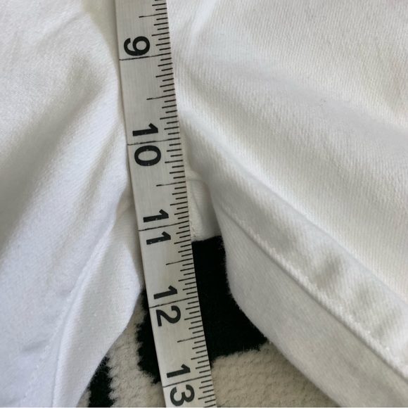 A&F Simone High Rise Super Skinny Distressed White Jeans Size 4 - Picture 8 of 9